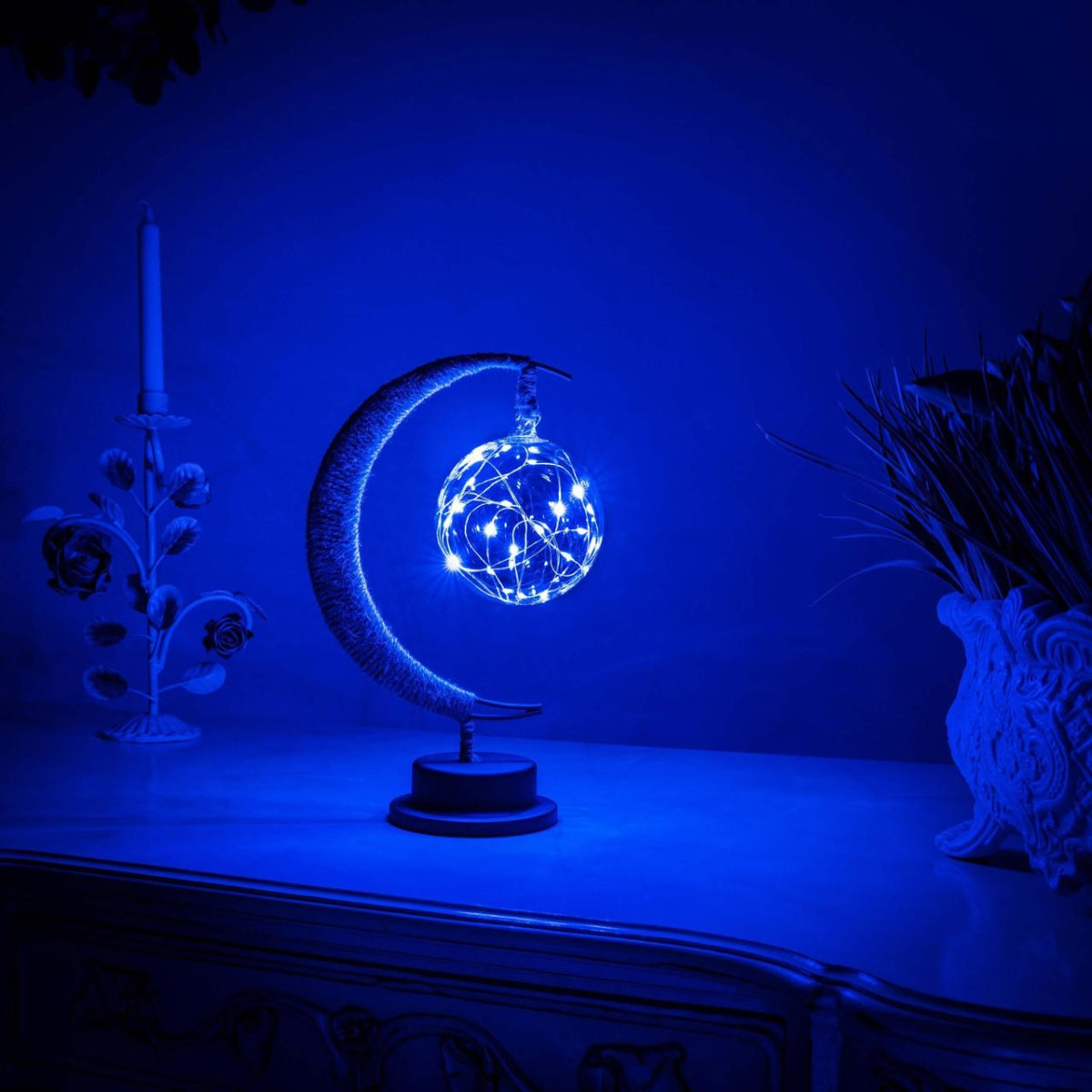 Crescent Moon Table Lamp