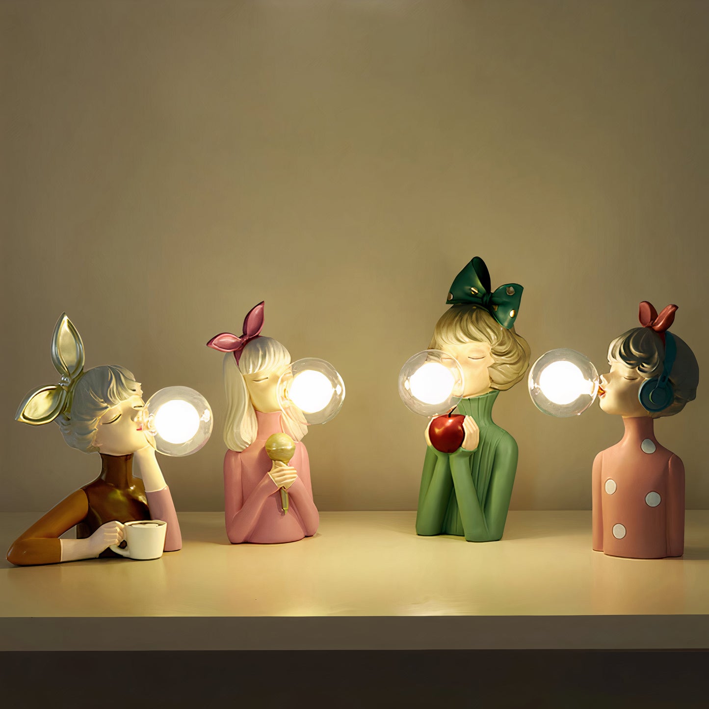Girl Table Lamp - Resin - Decorative Lighting - Modern Design